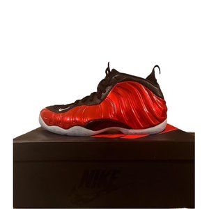 Nike Men's Red Trainers